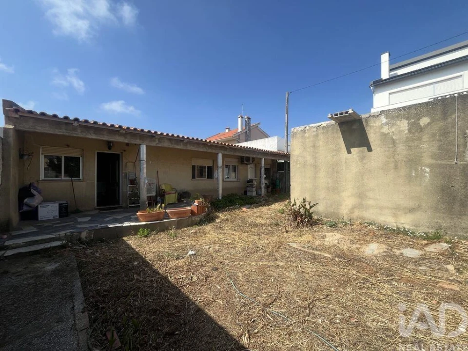 Moradia T2 para Venda em São Domingos de Rana Foto 12