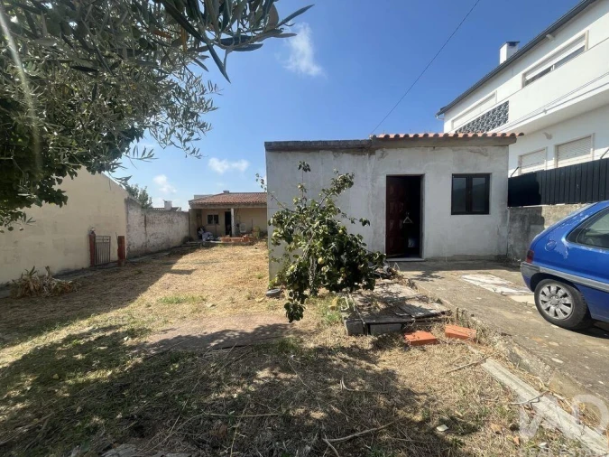 Moradia T2 para Venda em São Domingos de Rana Foto 23