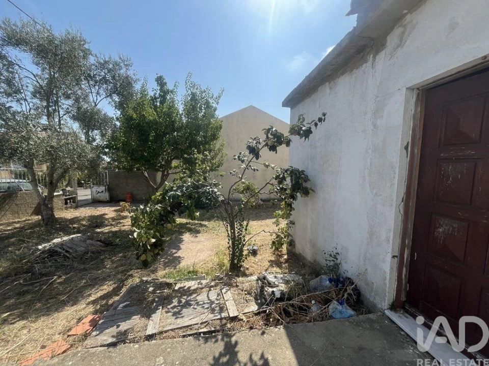Moradia T2 para Venda em São Domingos de Rana Foto 11