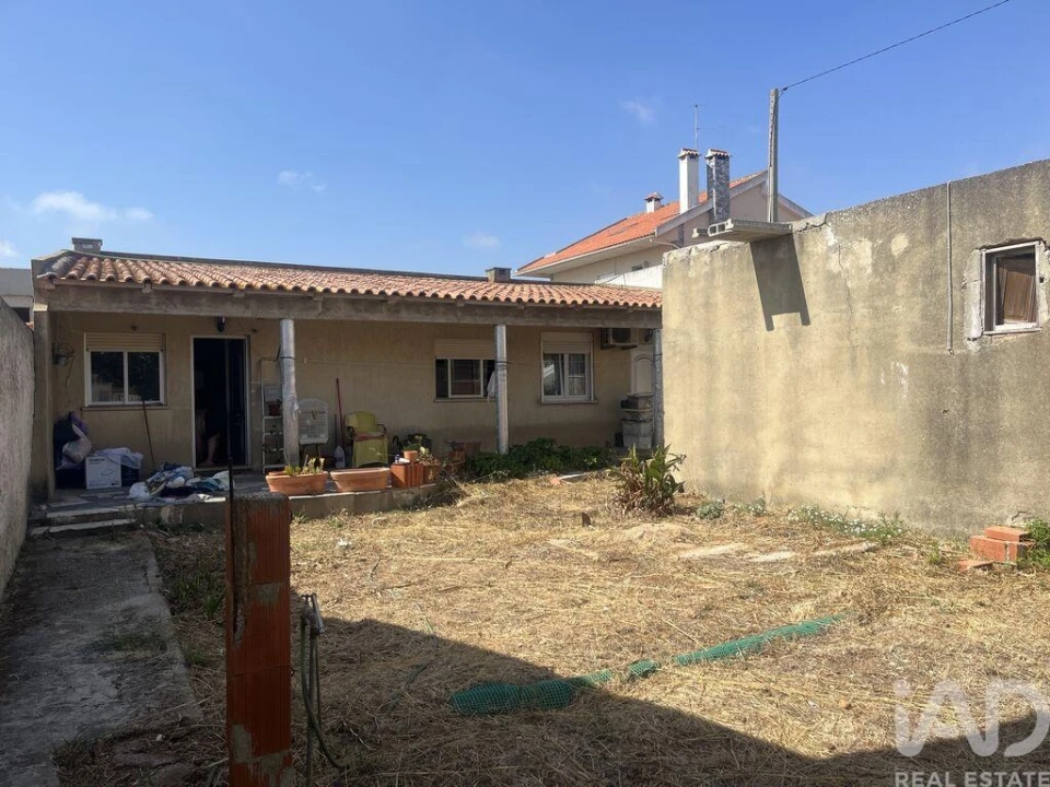 Moradia T2 para Venda em São Domingos de Rana Foto 20