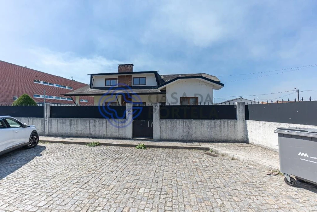 Moradia T3 para Venda em Perafita, Lavra e Santa Cruz do Bispo Foto 1
