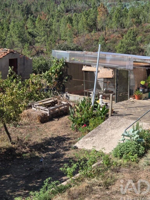 Moradia T3 para Venda em Cumeada e Marmeleiro