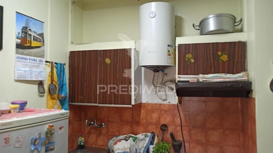 Apartamento T1 para Venda em Corroios Foto 7