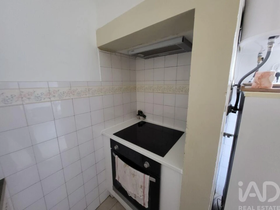 Apartamento T2 para Arrendamento em Misericórdia Foto 10