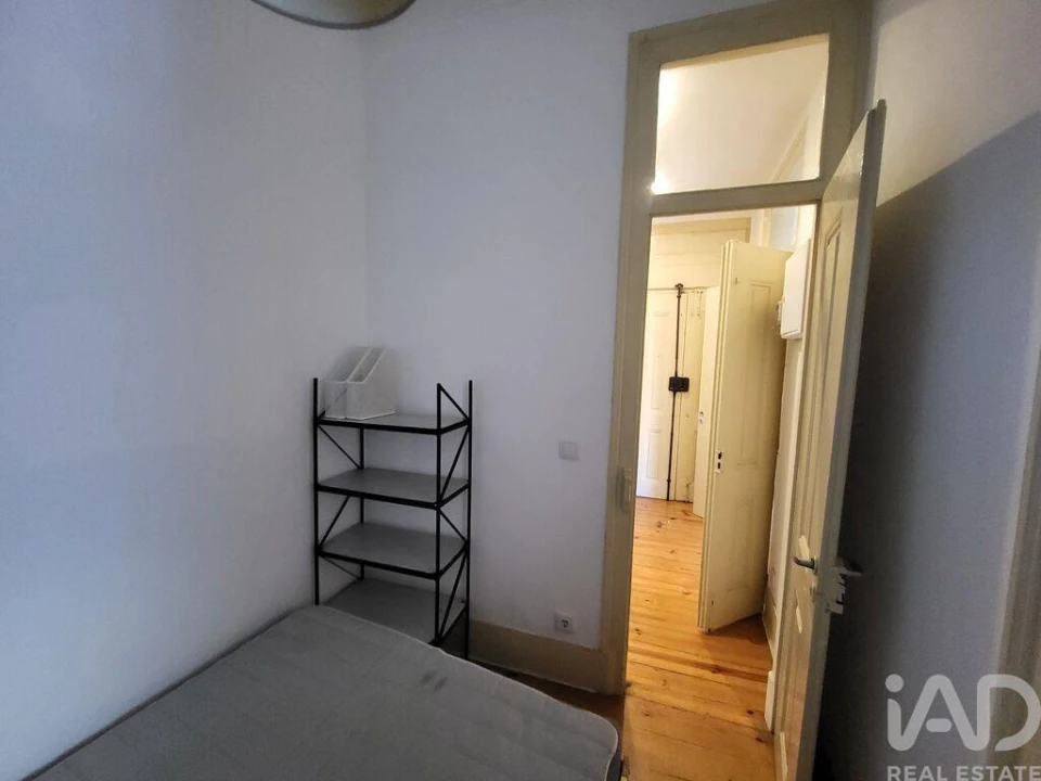 Apartamento T2 para Arrendamento em Misericórdia Foto 20