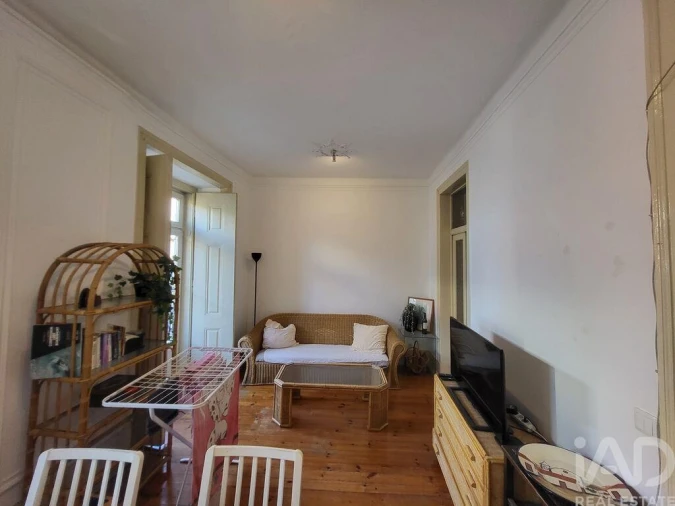Apartamento T2 para Arrendamento em Misericórdia Foto 4