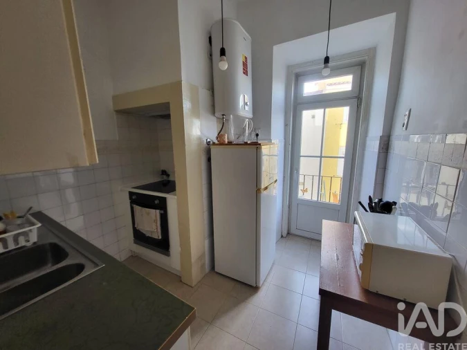Apartamento T2 para Arrendamento em Misericórdia Foto 12
