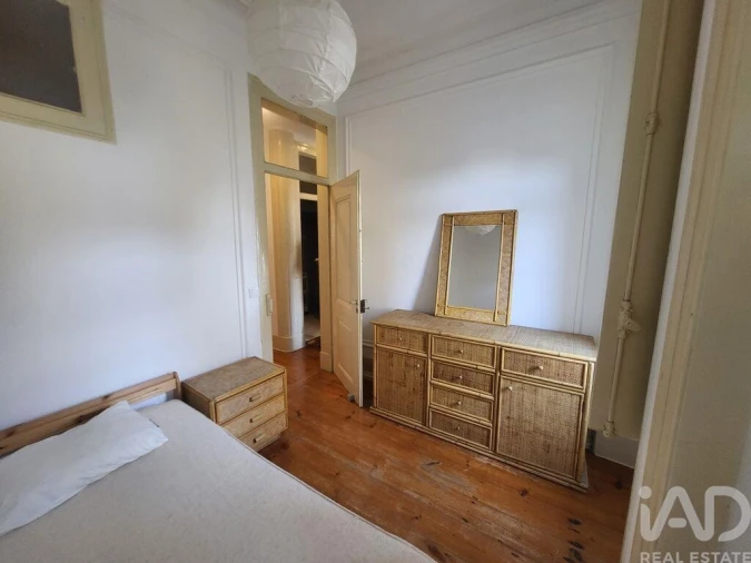 Apartamento T2 para Arrendamento em Misericórdia Foto 13