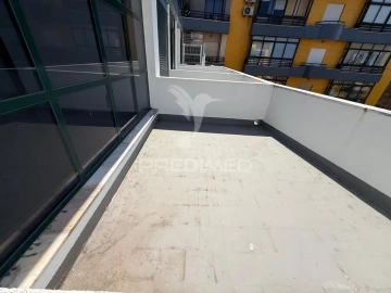 Apartamento T3 para Venda em Laranjeiro e Feijó