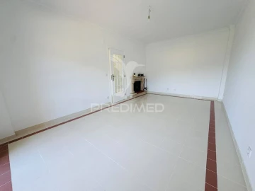 Apartamento T3 para Venda em Laranjeiro e Feijó