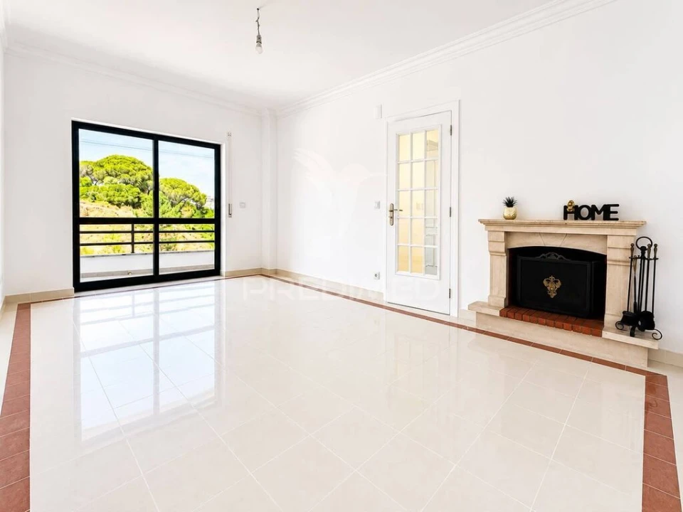 Apartamento T3 para Venda em Laranjeiro e Feijó Foto 3