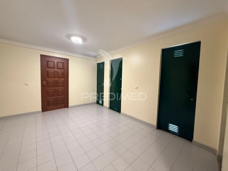 Apartamento T3 para Venda em Laranjeiro e Feijó Foto 15