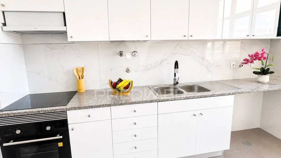 Apartamento T3 para Venda em Laranjeiro e Feijó
