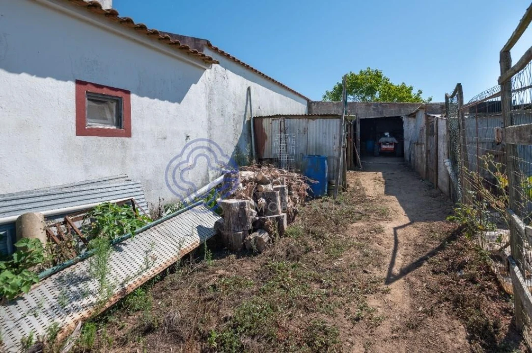 Moradia T2 para Venda em Carvalhal Foto 46