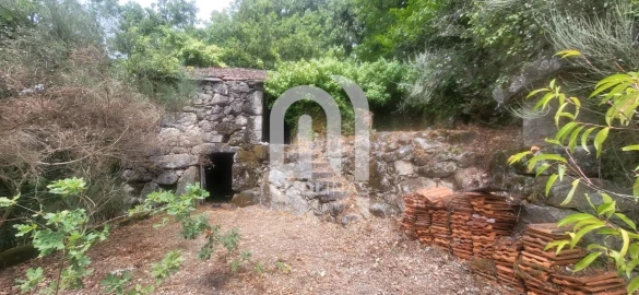 Moradia T5 para Venda em Valadares