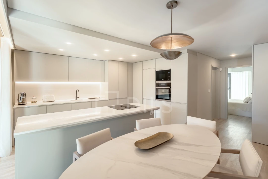 Apartamento T3 para Venda em Santo António Foto 6