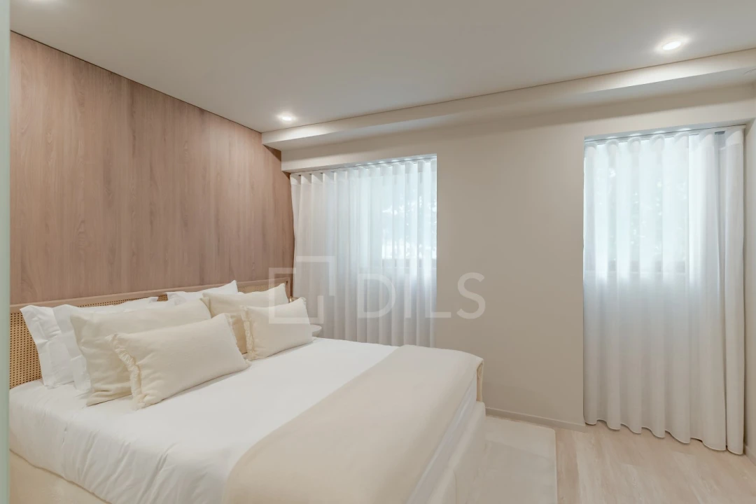Apartamento T3 para Venda em Santo António Foto 15