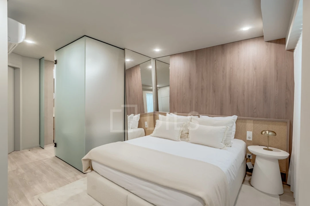 Apartamento T3 para Venda em Santo António Foto 9