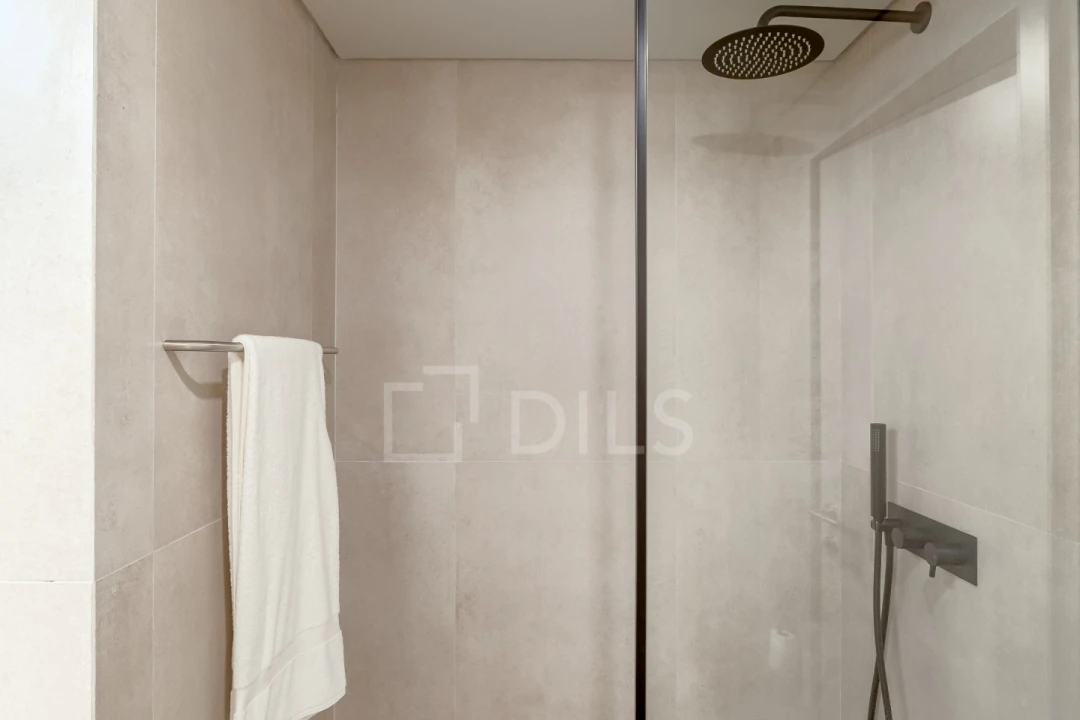 Apartamento T3 para Venda em Santo António Foto 19