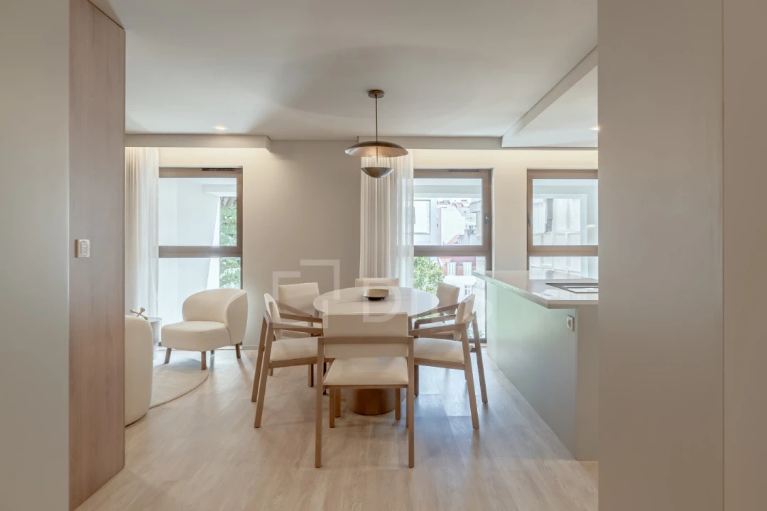Apartamento T3 para Venda em Santo António Foto 4