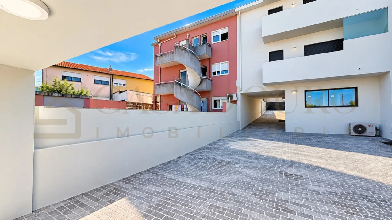 Moradia T3 para Venda em Pedrouços Foto 31