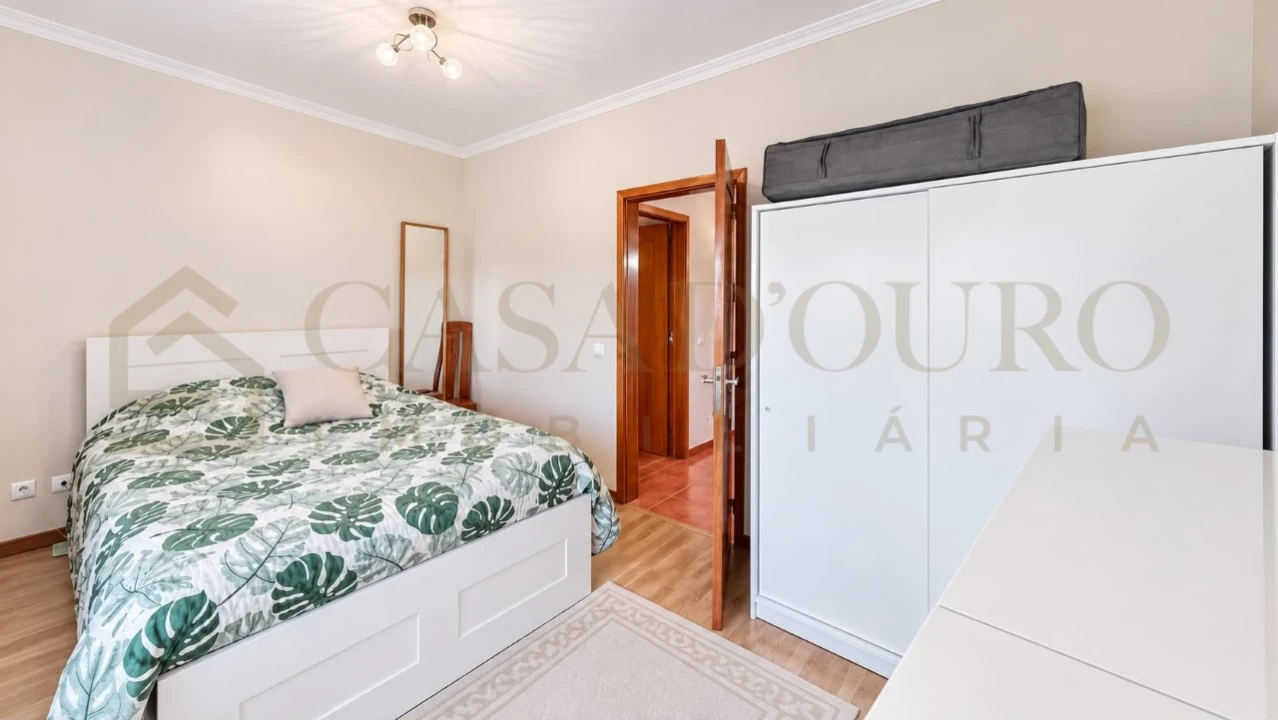 Apartamento T2 para Venda em Valongo Foto 13