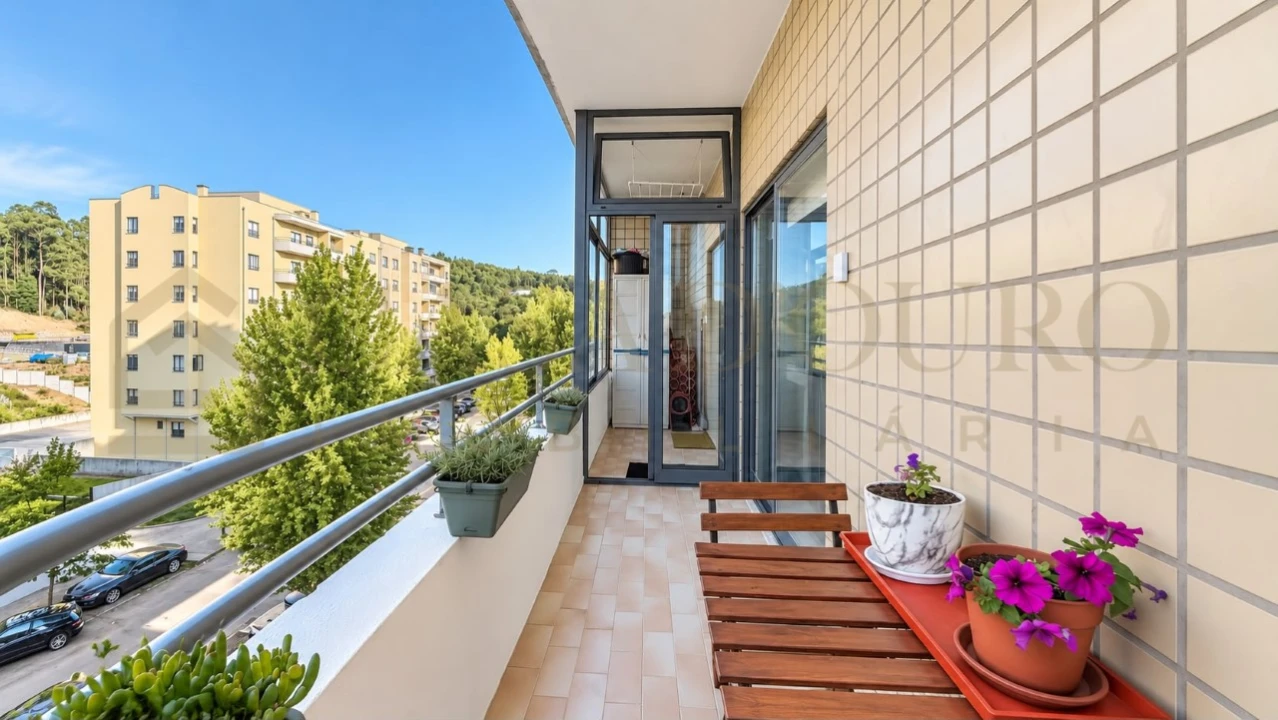 Apartamento T2 para Venda em Valongo Foto 18