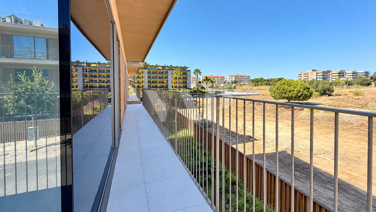 Apartamento T3 para Venda em Quarteira Foto 11