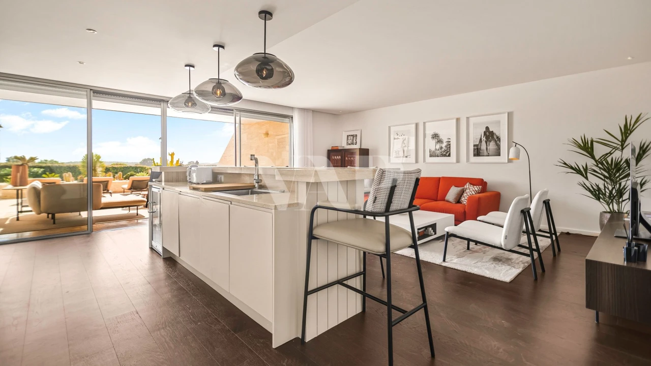Apartamento T2 para Venda em Quarteira Foto 2