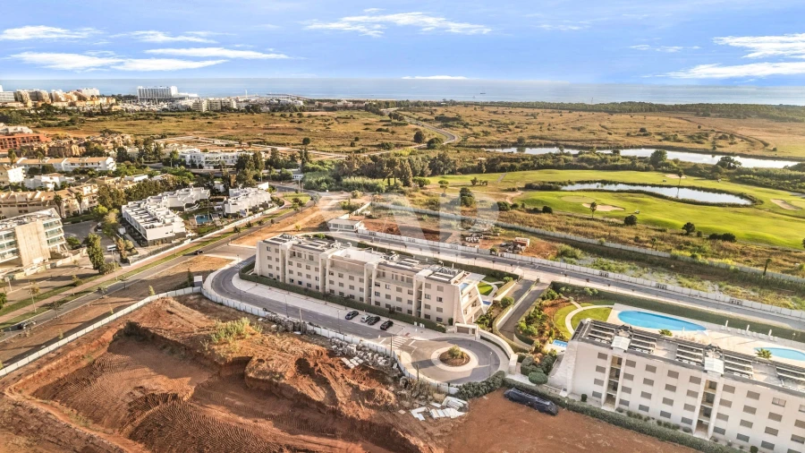 Apartamento T2 para Venda em Quarteira Foto 26