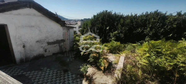 Moradia para Venda em Caldas de Vizela (São Miguel e São João)