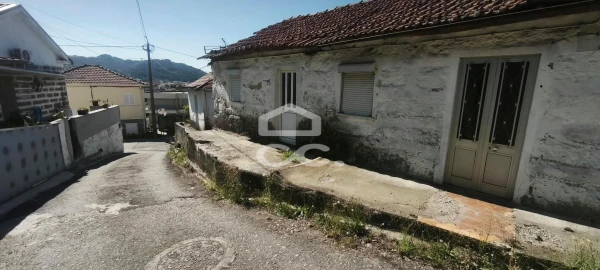 Moradia para Venda em Caldas de Vizela (São Miguel e São João)