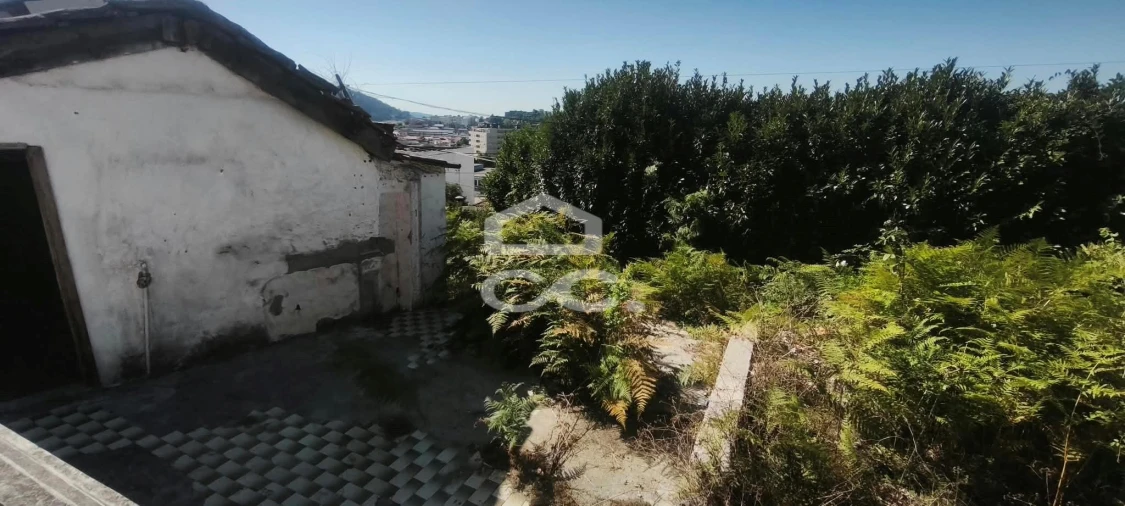Moradia para Venda em Caldas de Vizela (São Miguel e São João) Foto 9