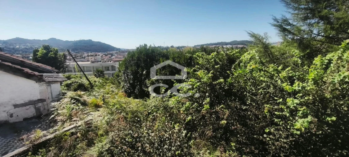 Moradia para Venda em Caldas de Vizela (São Miguel e São João) Foto 7