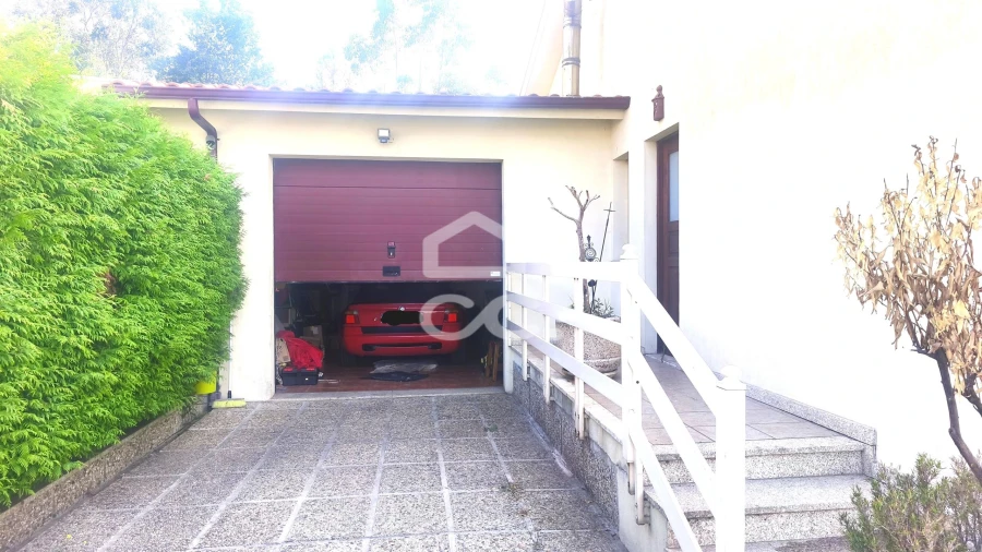 Moradia T3 para Venda em Oliveira, São Paio e São Sebastião Foto 16