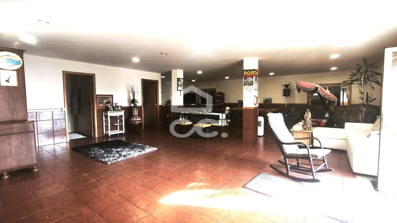 Moradia T3 para Venda em Oliveira, São Paio e São Sebastião Foto 20