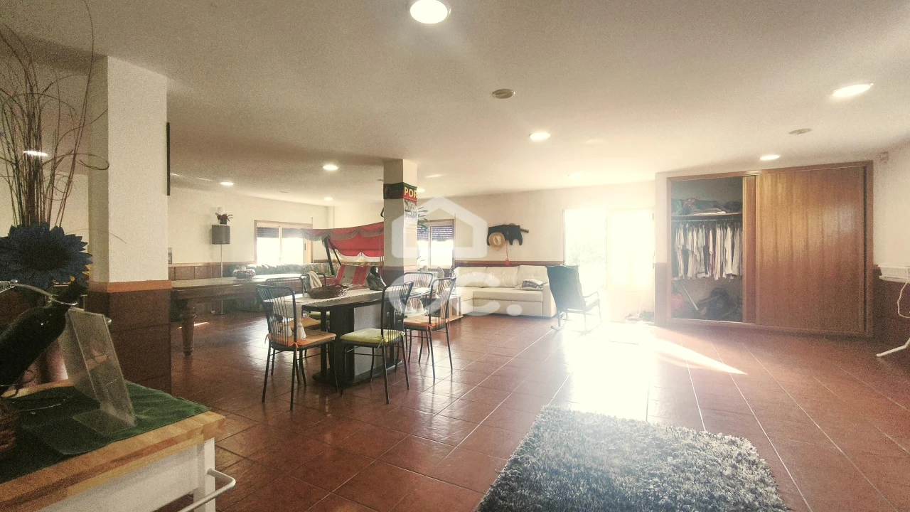 Moradia T3 para Venda em Oliveira, São Paio e São Sebastião Foto 27