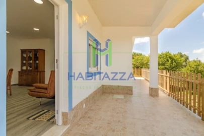 Apartamento T2 para Arrendamento em Luz