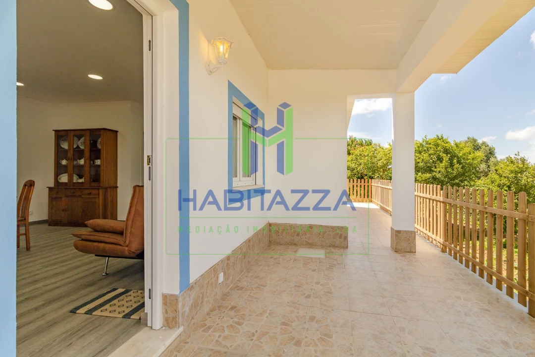 Apartamento T2 para Arrendamento em Luz Foto 3