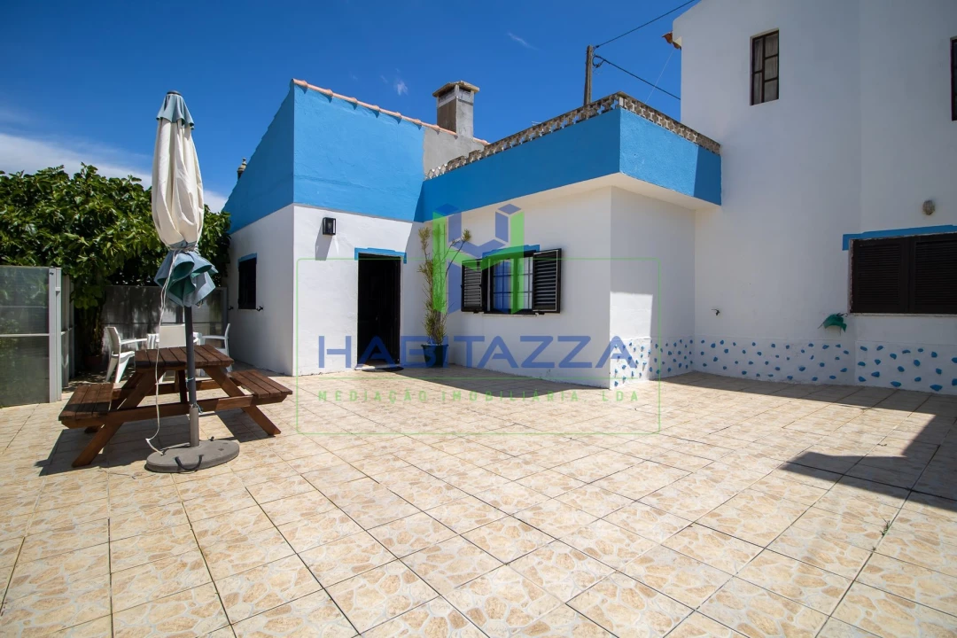 Apartamento T2 para Arrendamento em Luz Foto 1