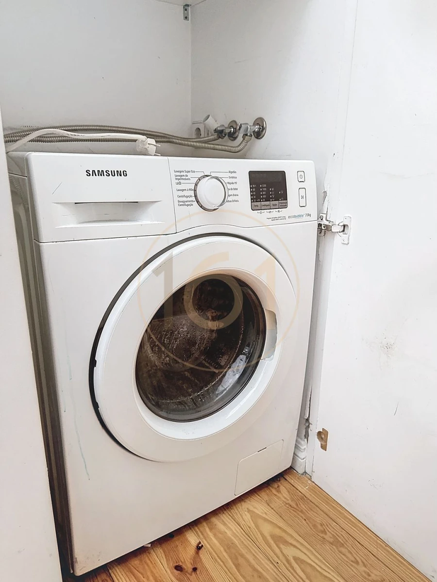 Apartamento T1 para Venda em Cedofeita, Santo Ildefonso, Sé, Miragaia, São Nicolau e Vitória Foto 16