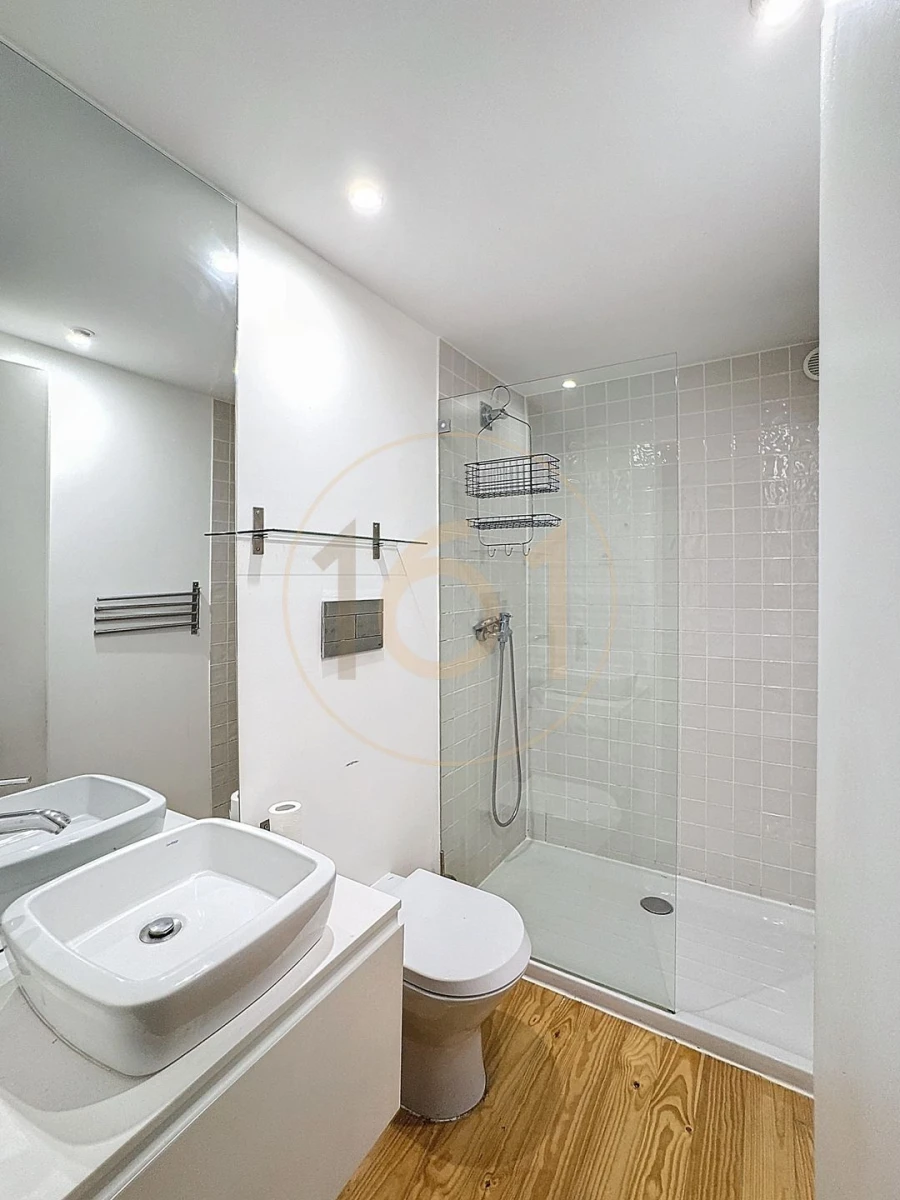 Apartamento T1 para Arrendamento em Cedofeita, Santo Ildefonso, Sé, Miragaia, São Nicolau e Vitória Foto 7