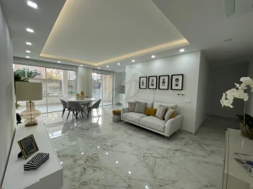 Apartamento T2 para Venda em Lagos (São Sebastião e Santa Maria)