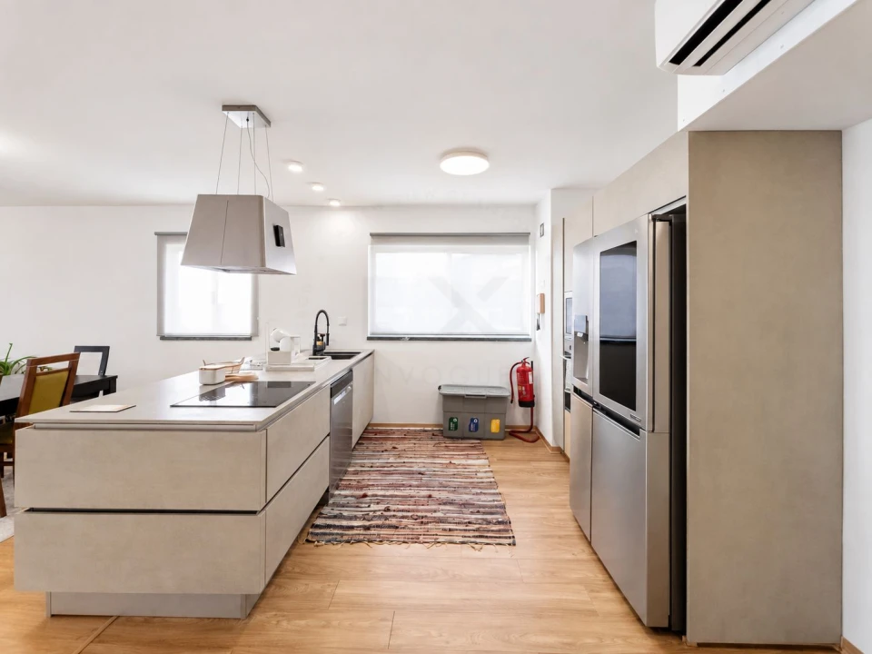 Apartamento T3 para Venda em São Martinho Foto 5
