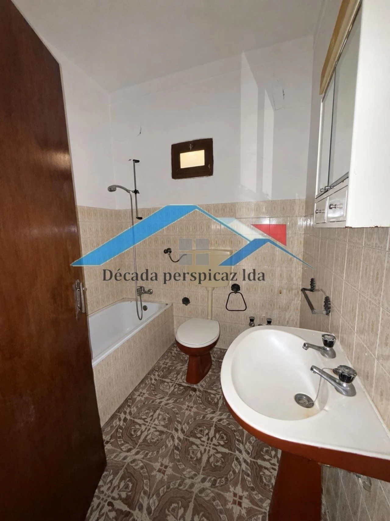 Moradia T3 para Venda em Couço Foto 5