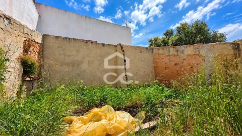 Terreno para Venda em Alvor