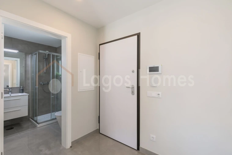 Moradia T4 para Venda em Lagos (São Sebastião e Santa Maria) Foto 8