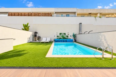 Moradia T4 para Venda em Canidelo