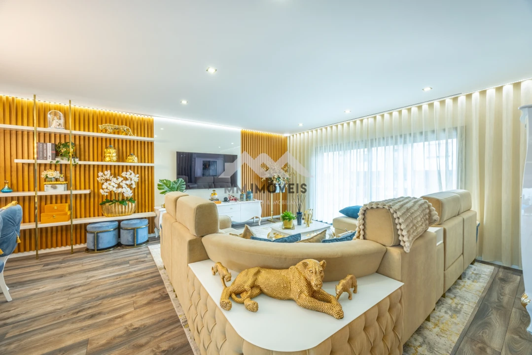 Moradia T4 para Venda em Canidelo Foto 5