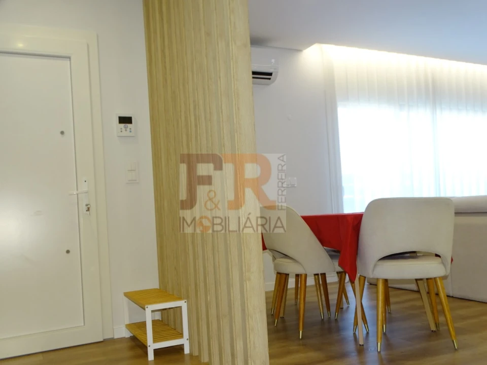 Moradia T4 para Venda em Fernao Ferro Foto 12